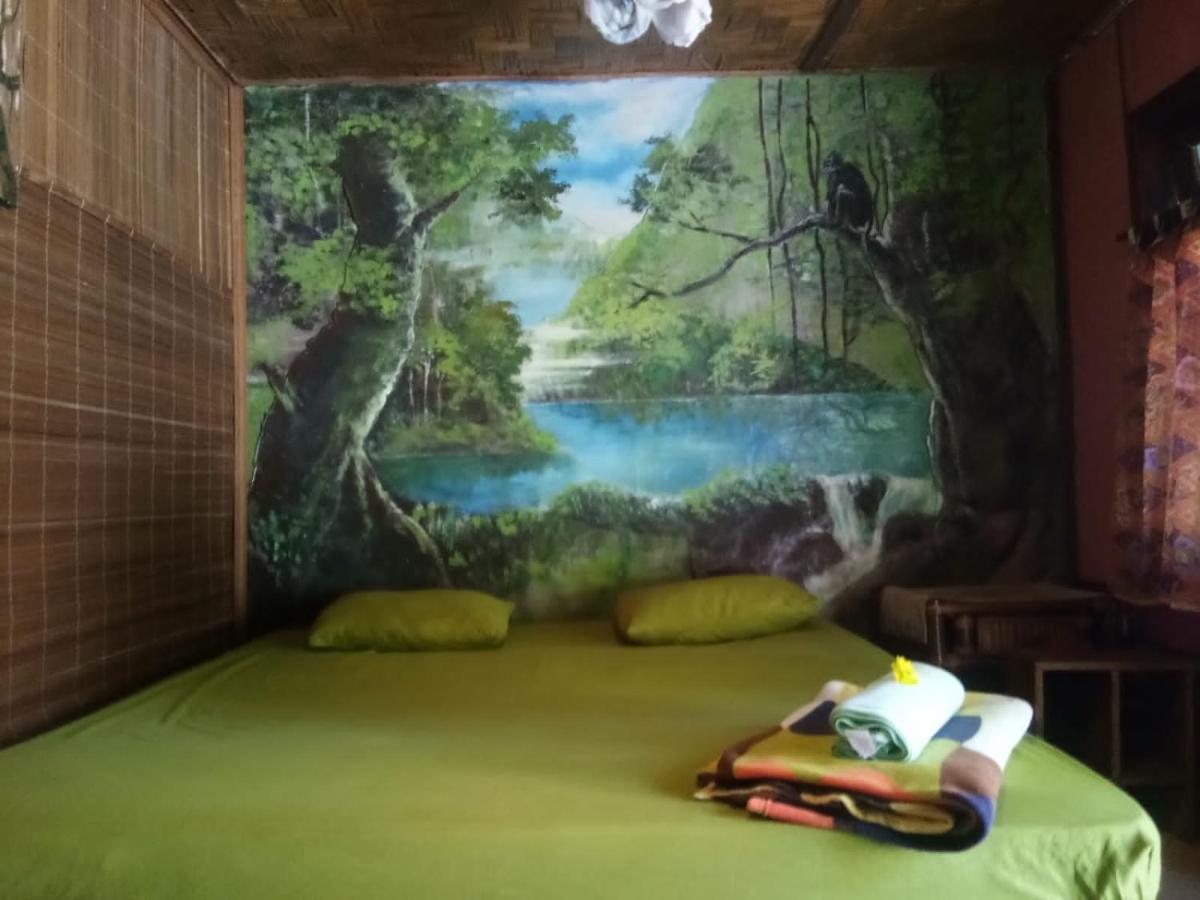 Lucky Bamboo'Bungalows-Resto And Orangutan Jungle Trekking Tours Букит-Лаванг Экстерьер фото