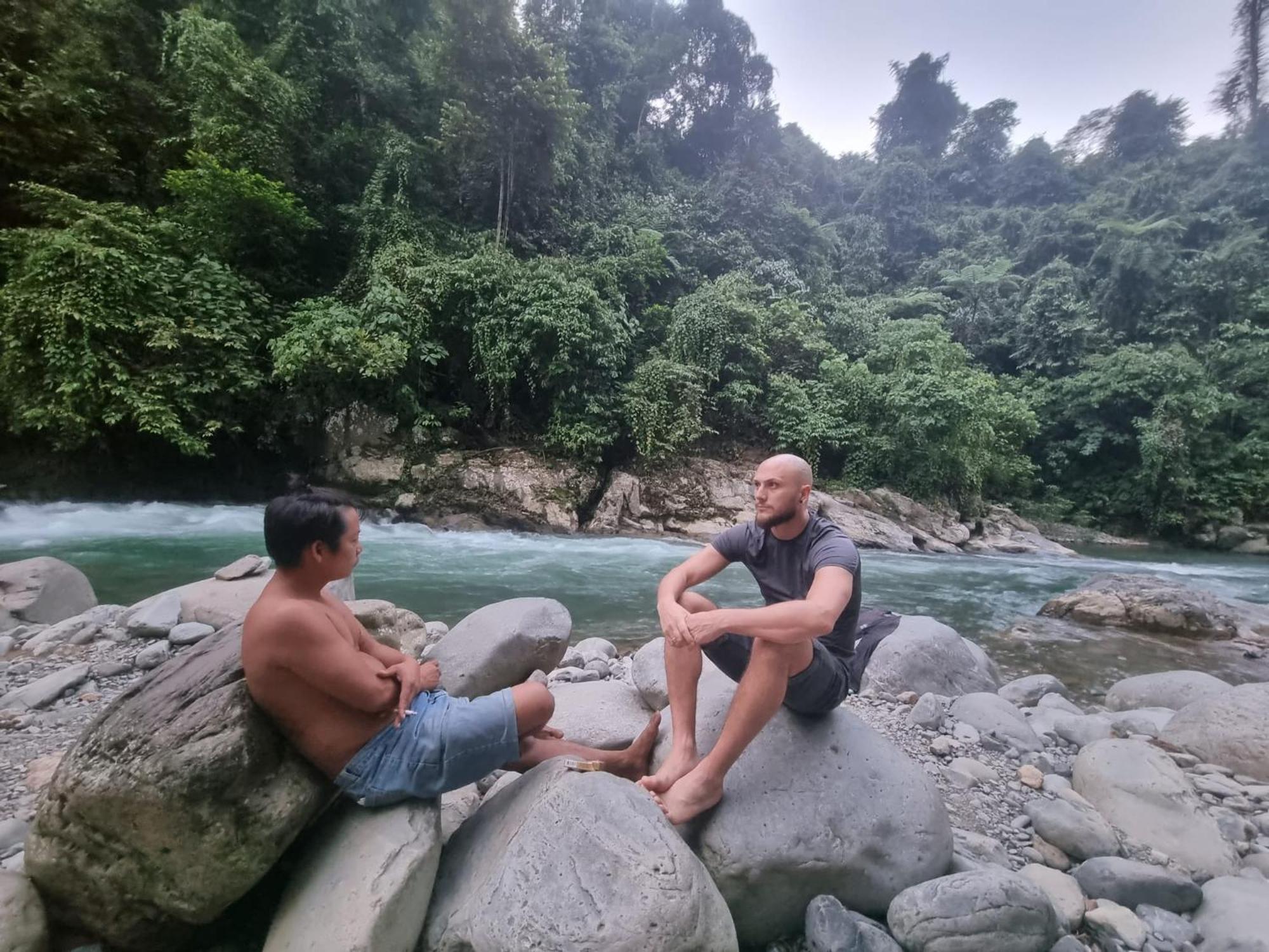 Lucky Bamboo'Bungalows-Resto And Orangutan Jungle Trekking Tours Букит-Лаванг Экстерьер фото
